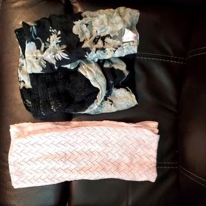 2 infinity scarves